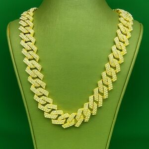 16 inch Iced Hip Hop Miami Cuban Link Chain for Men and Women